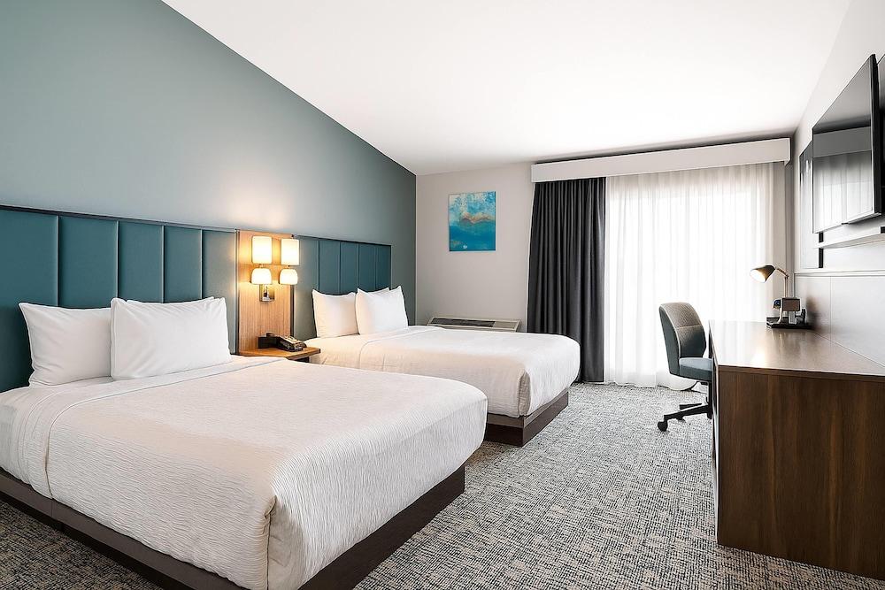 Wingate by Wyndham Geneva at SPIRE Academy photo 13