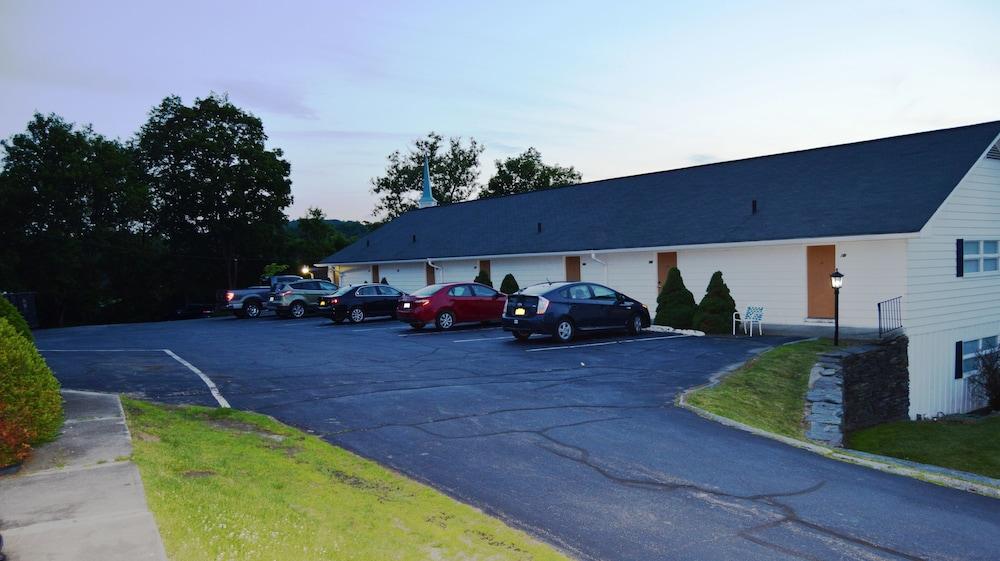 New World Inn photo 72