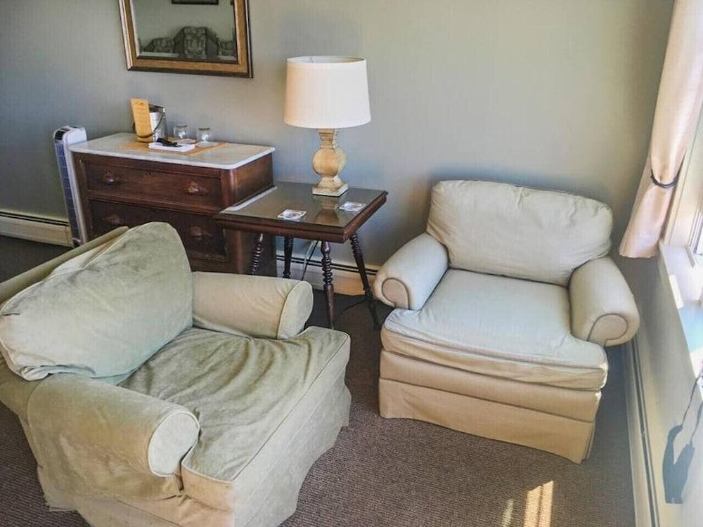 Inn on the Harbor photo 56