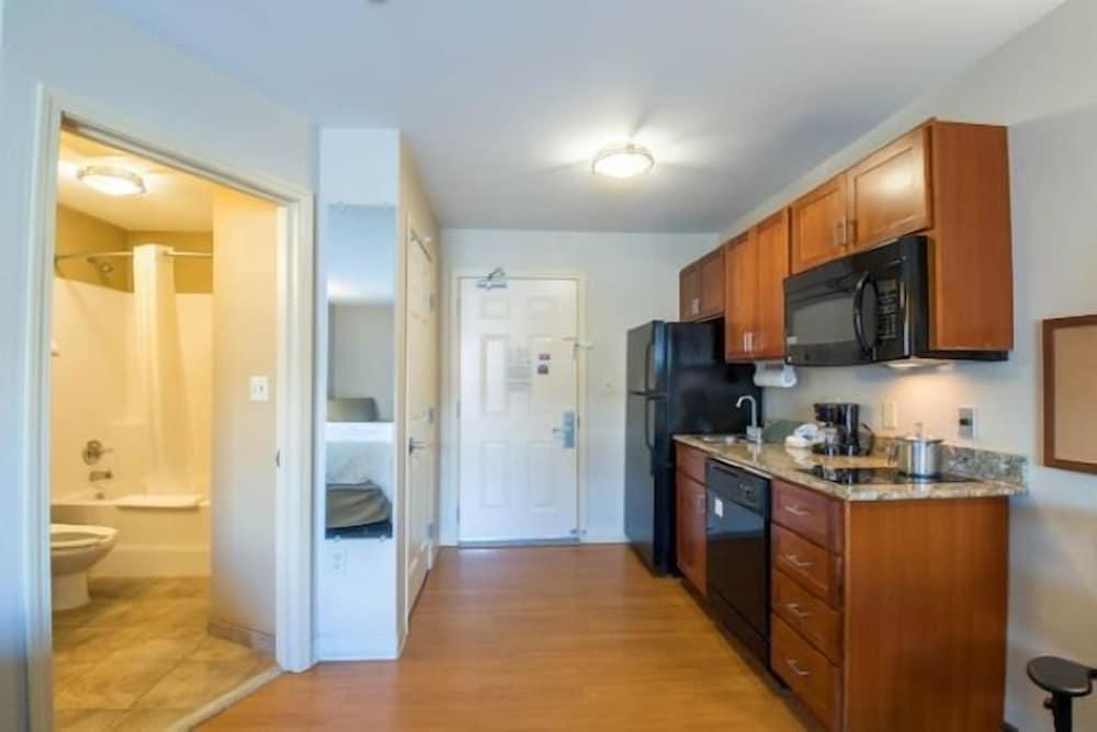 Western Slope suites photo 7