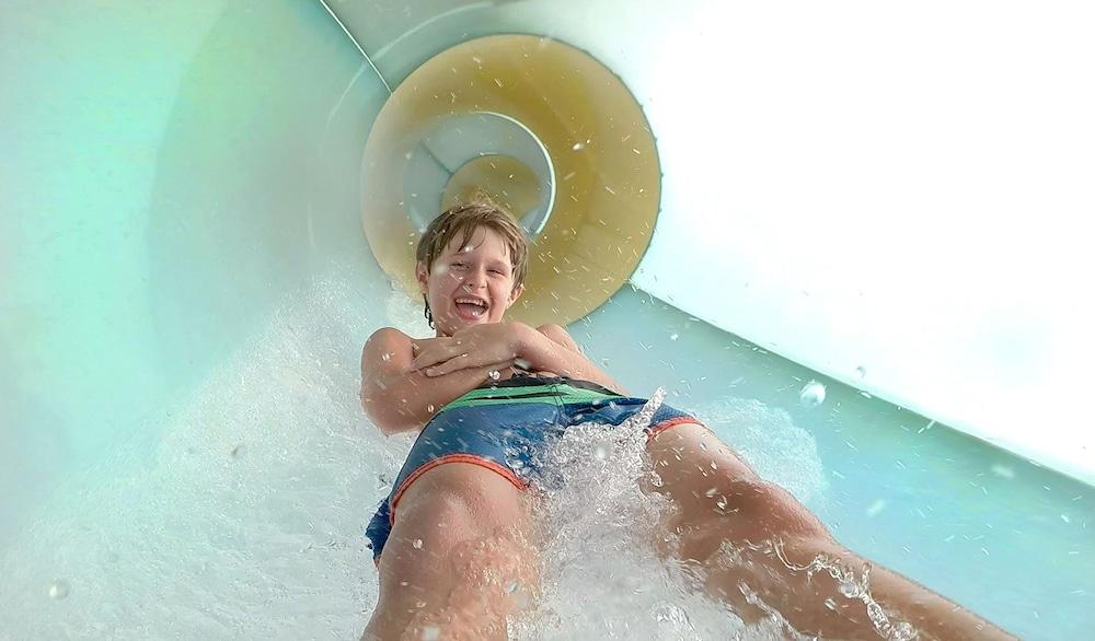Crown Reef Beach Resort and Waterpark photo 47