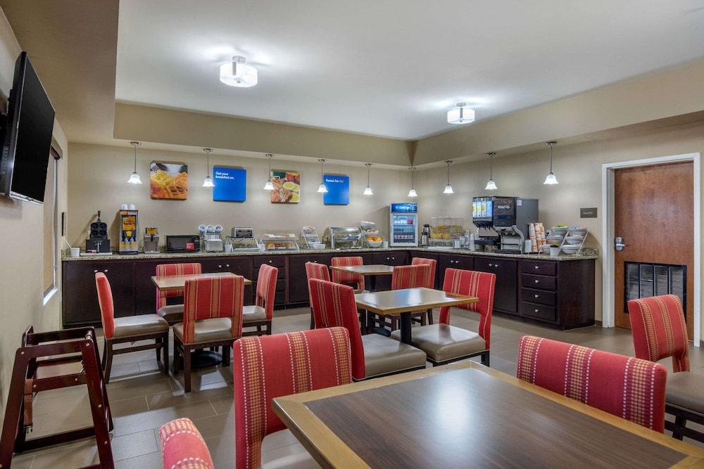 Comfort Inn South Chesterfield - Colonial Heights photo 26