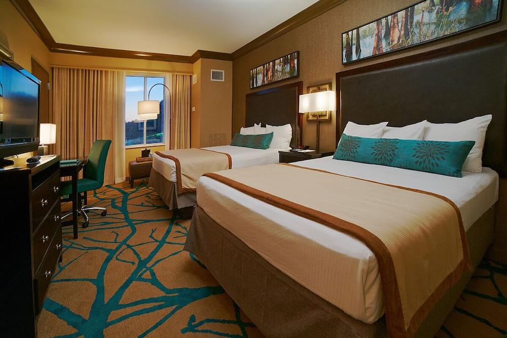 Riverwalk Casino Hotel photo 4