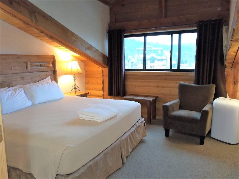 The Boulder Creek Lodge photo 20