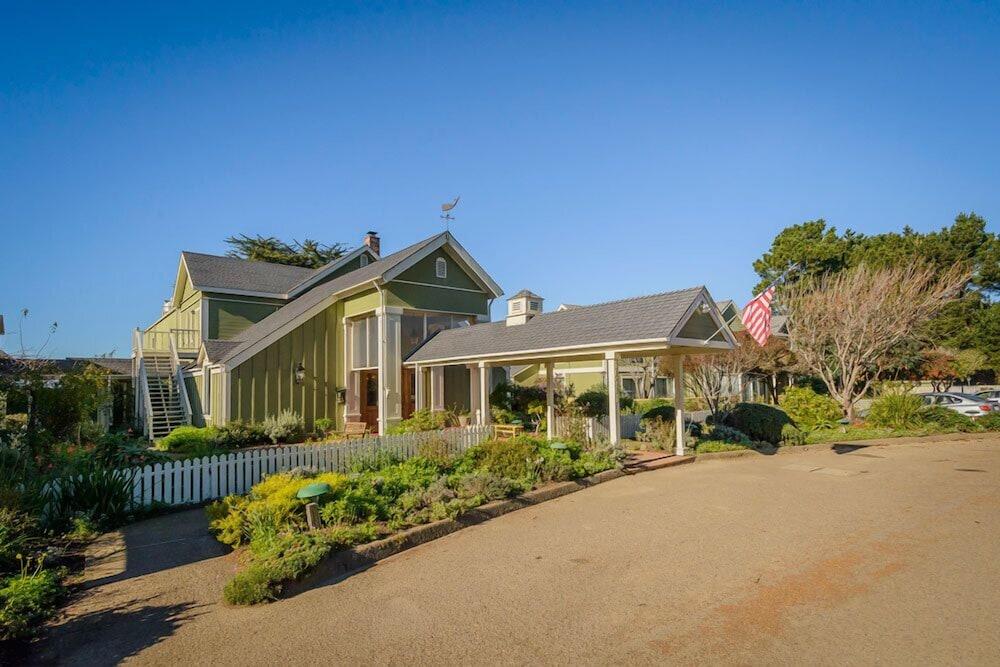 Hill House Inn photo 20