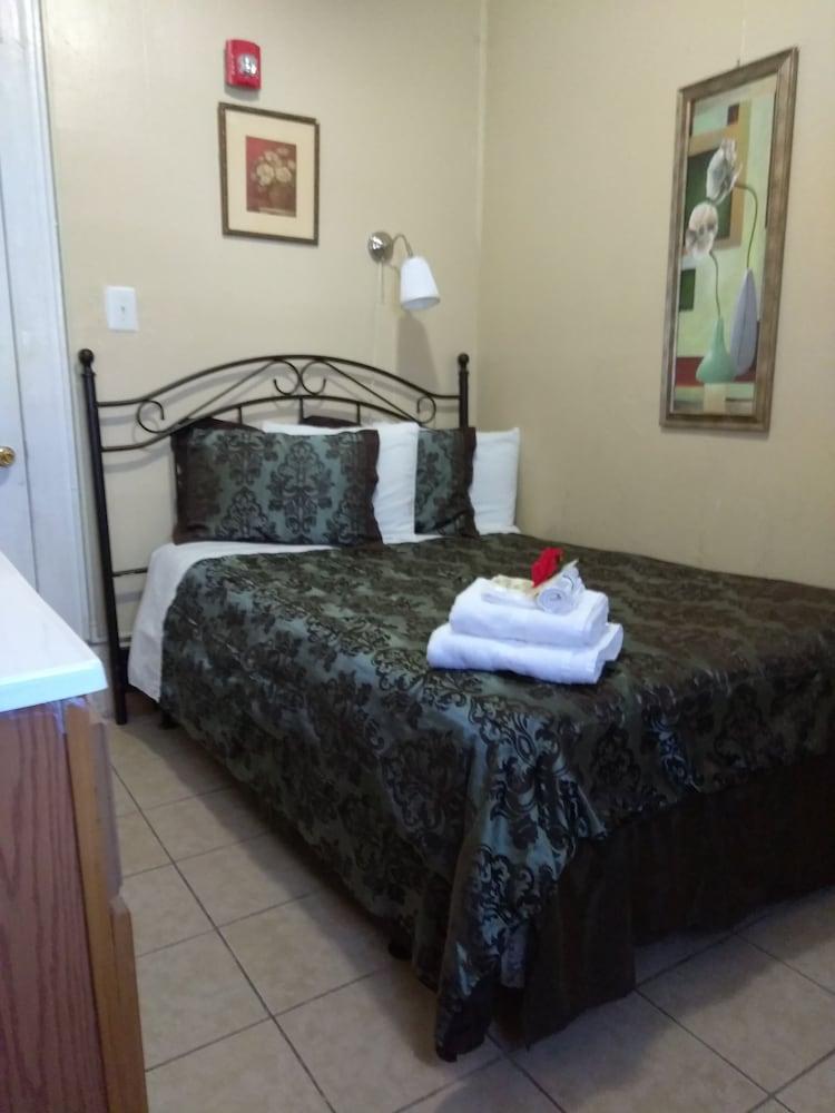 Neptune Hotel photo 34