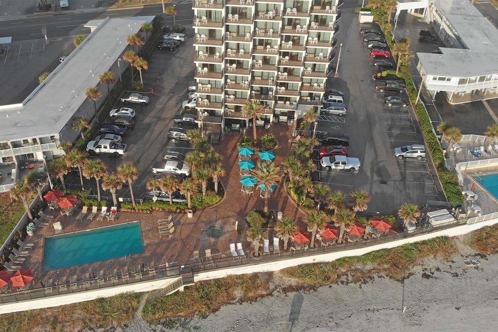Nautilus Inn photo 97