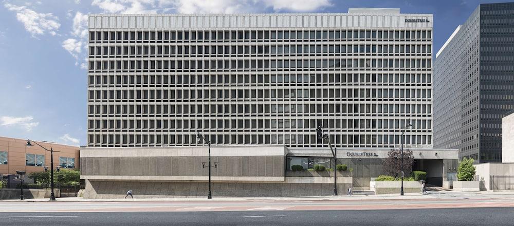 DoubleTree by Hilton Newark Penn Station photo 25