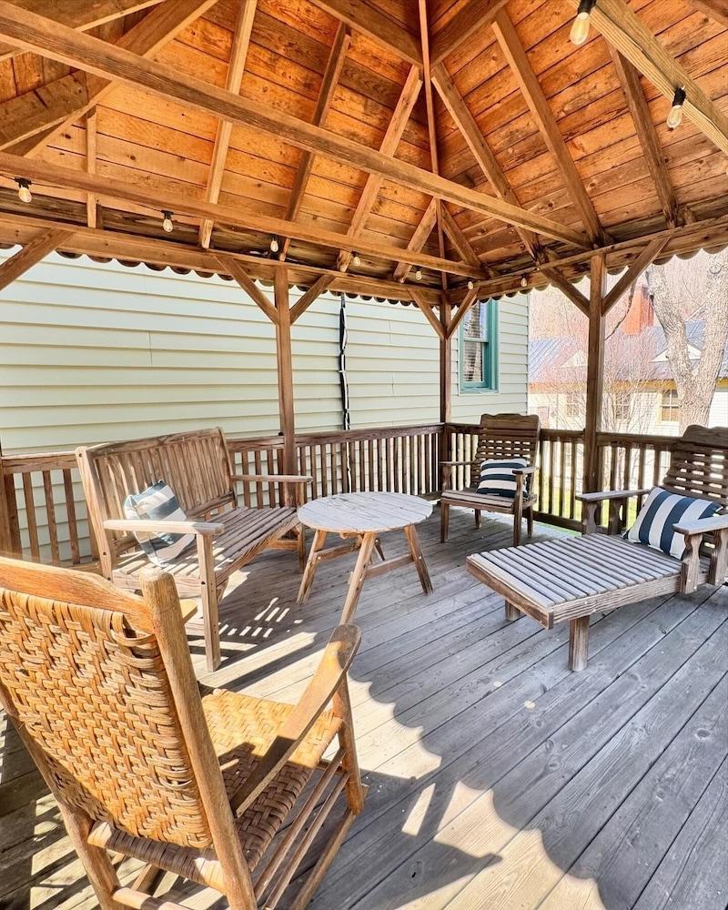 The Inn at Gristmill Square photo 25