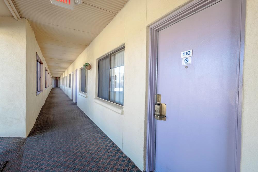 Royal Holiday Motel By Belvilla Gallup I-40 photo 54