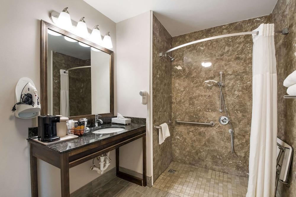 Quality Inn Decherd - Winchester photo 29