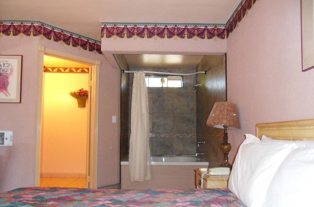 Stardust Inn photo 14