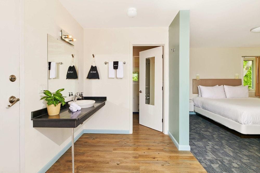 Greenporter Hotel photo 45