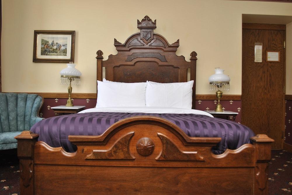 Hotel Millersburg photo 85