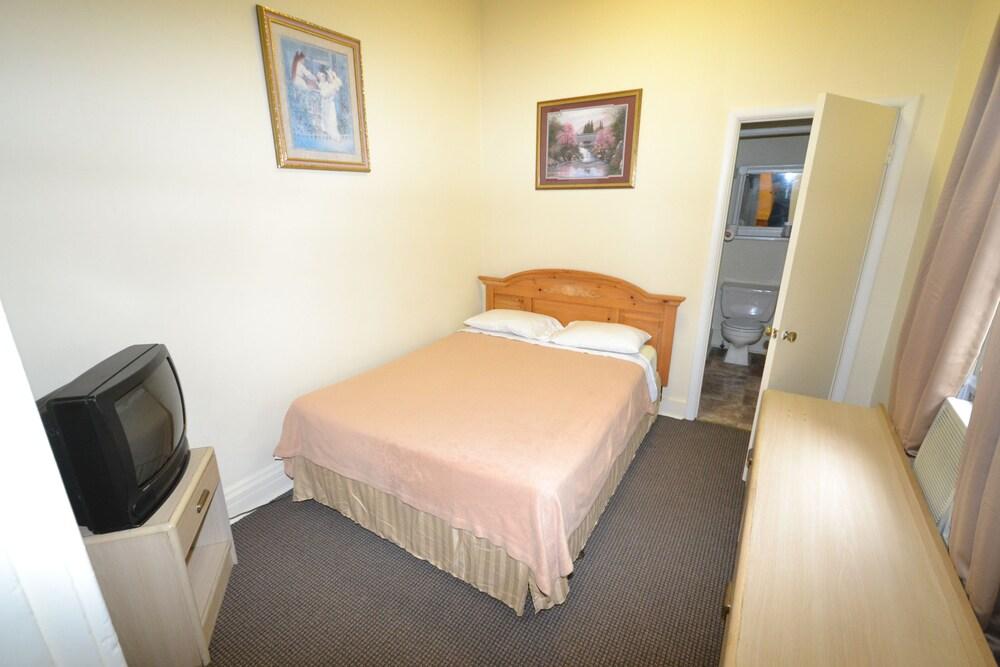 Perfect Stay Inn & Suites photo 16