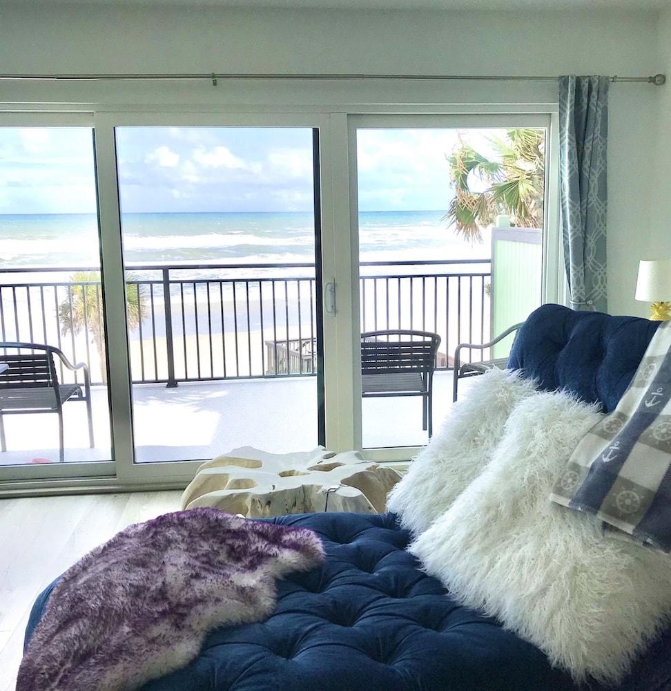 Organic Beach Retreat photo 1