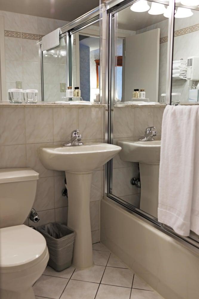 Travel Inn Hotel photo 28