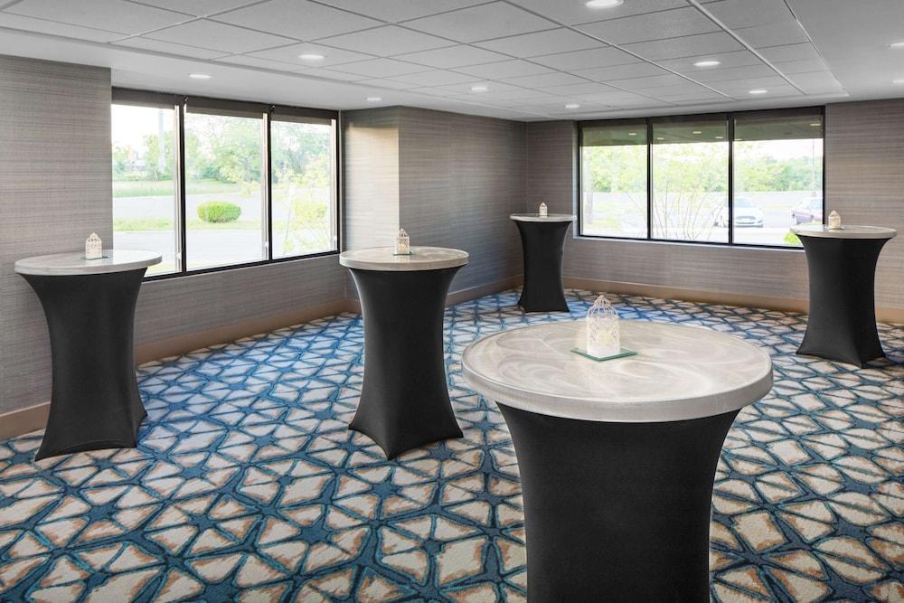 DoubleTree by Hilton Ann Arbor North photo 24
