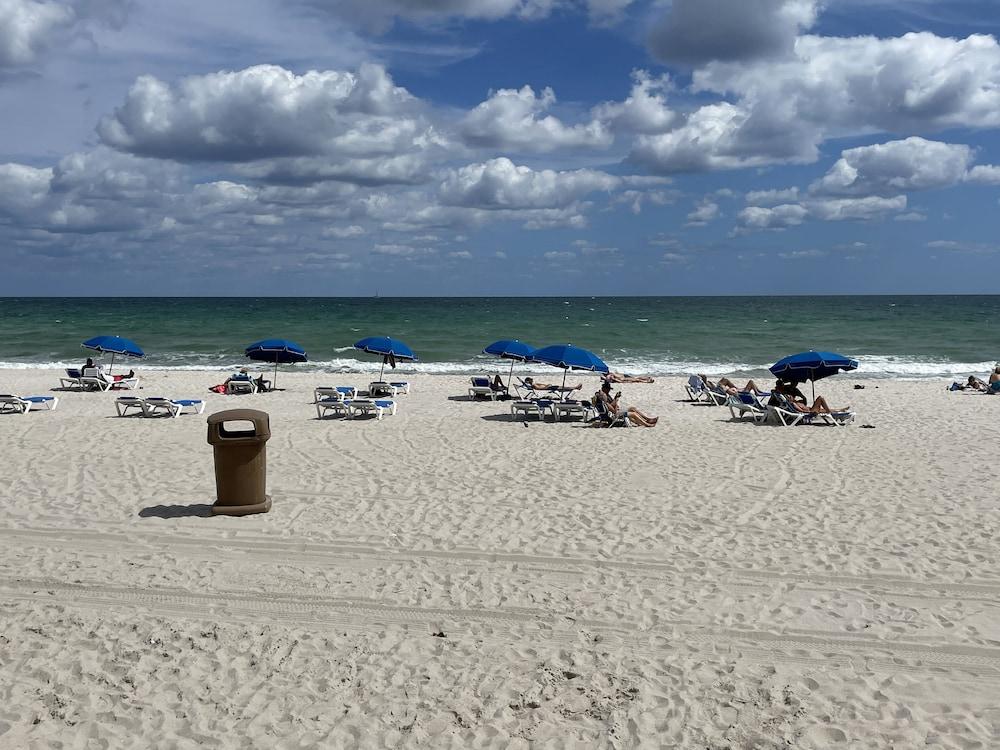 Areia Azul Aparts Miami photo 34