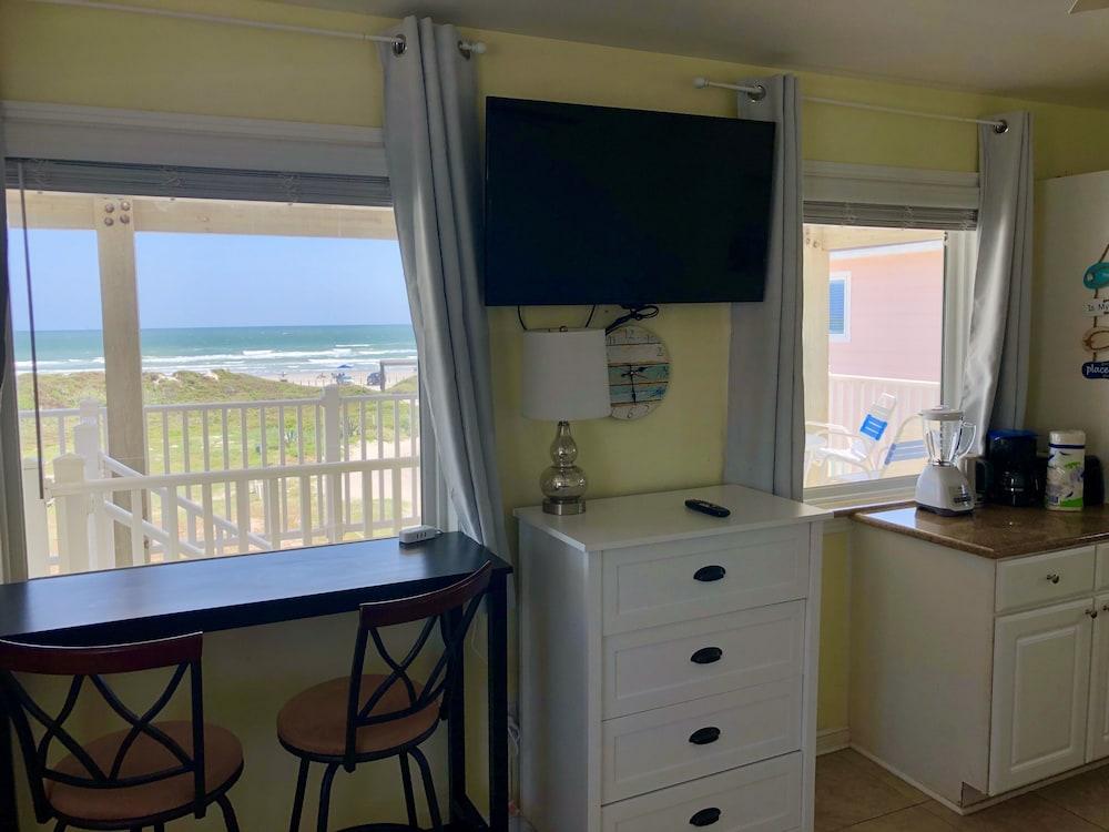 Beachgate Condo Suites And Hotel 438 1 Bedroom Condo photo 11