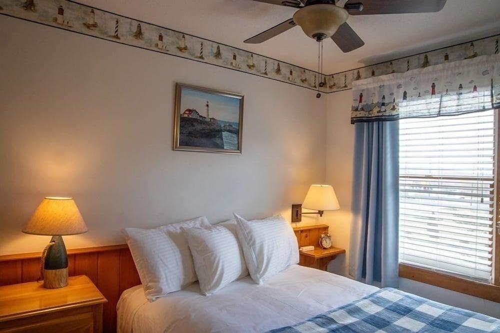 Isleview Motel and Cottages photo 44