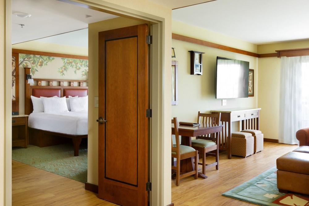 Disney's Grand Californian Hotel and Spa photo 51