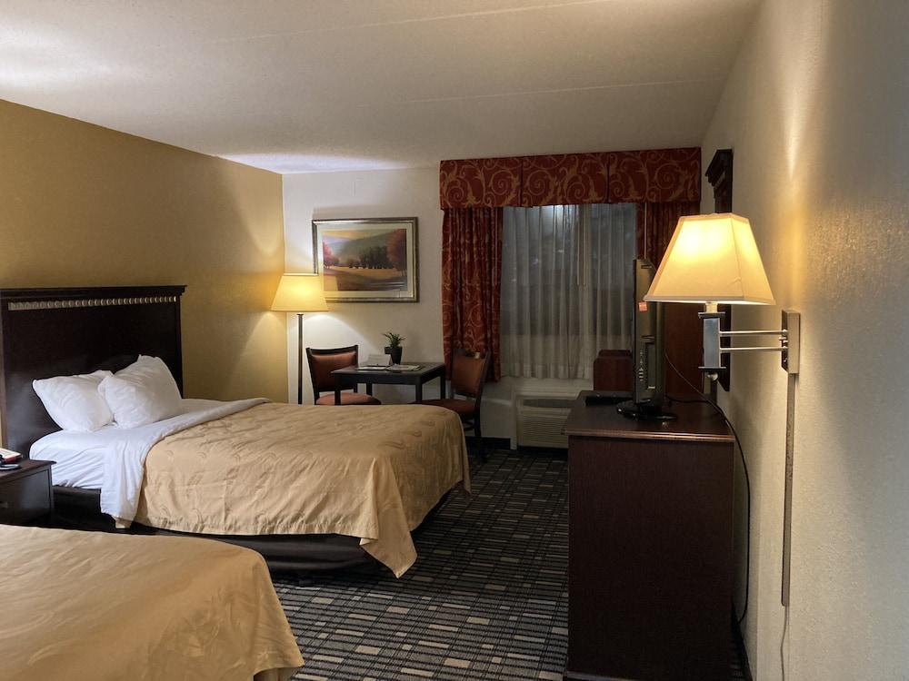 Quality Inn Somerset photo 12