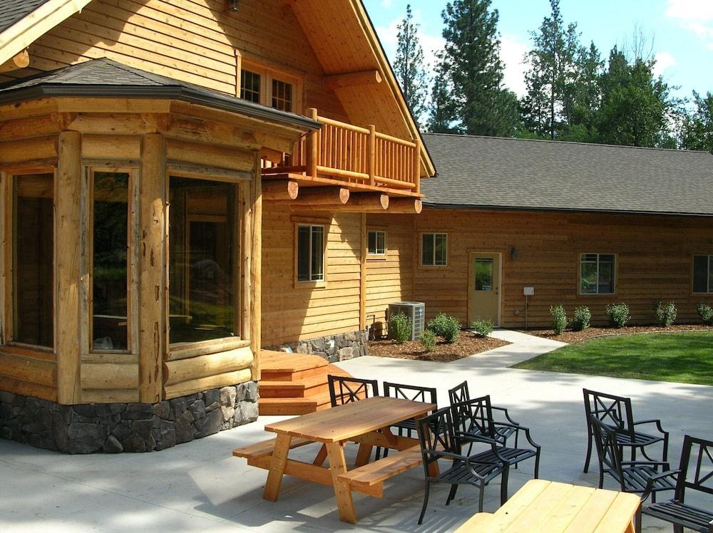 Pineview Lodge photo 3