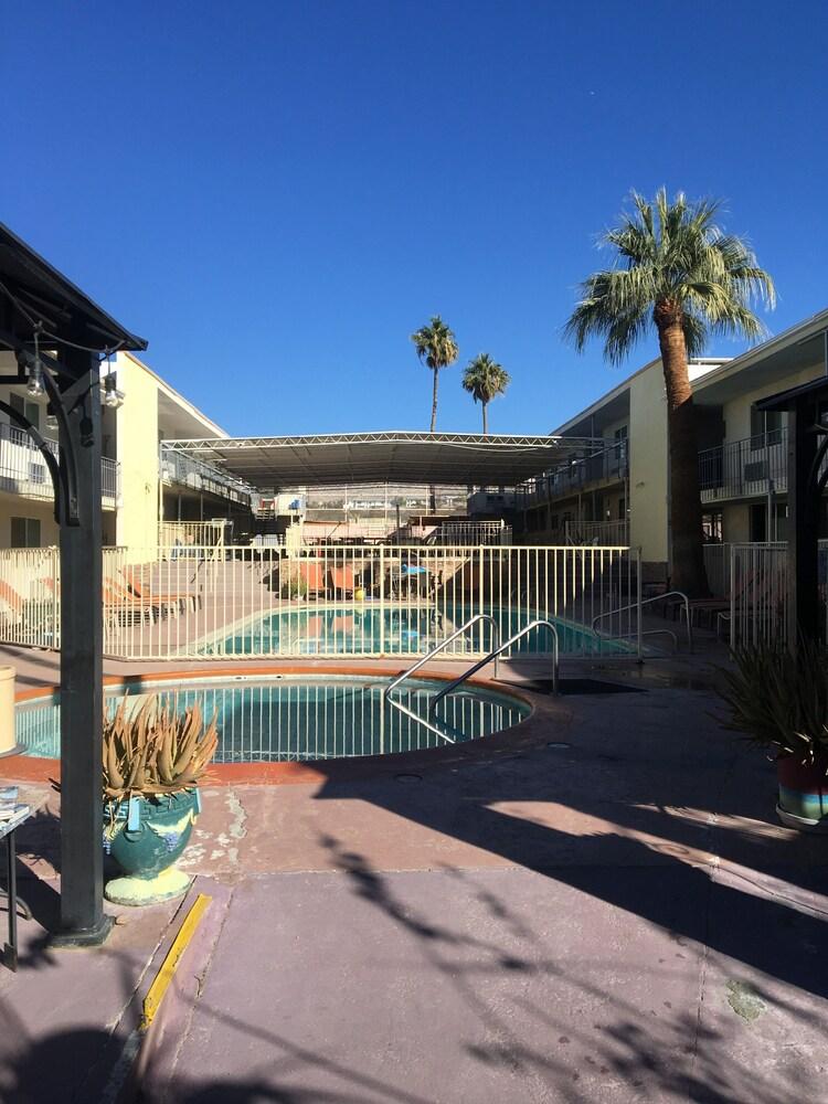 Sandpiper Springs Spa & Retreat photo 3