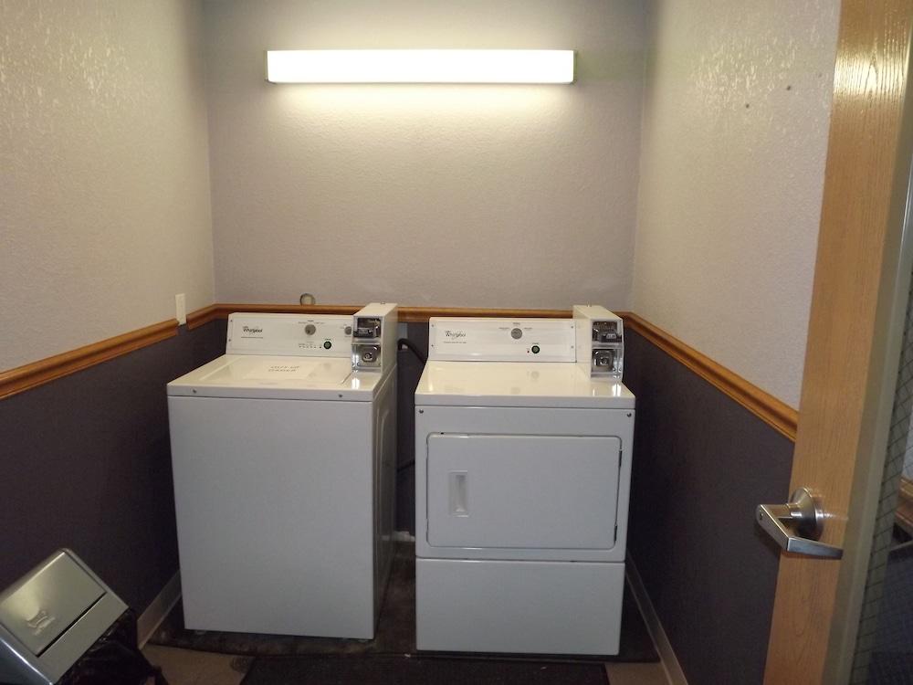 Microtel Inn & Suites by Wyndham Ames photo 30