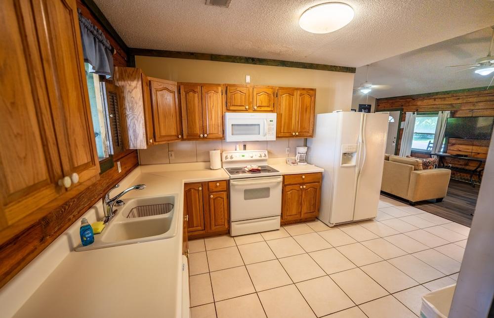 Fishtale Lodge photo 38