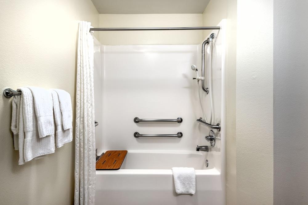 Candlewood Suites Washington Dulles Sterling by IHG photo 34