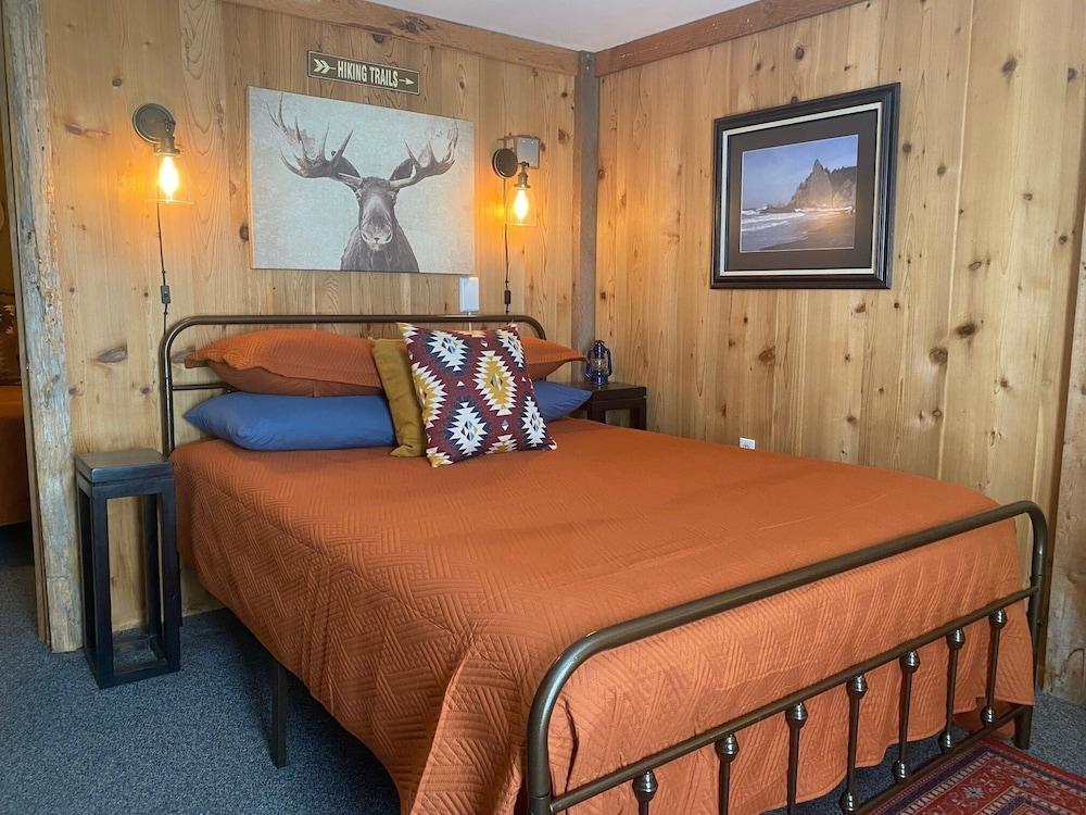 Manitou Lodge photo 43