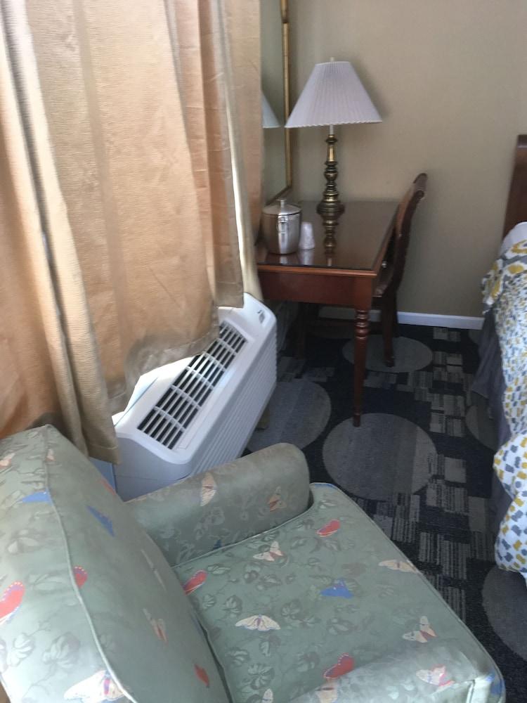 Anchor Motel photo 45