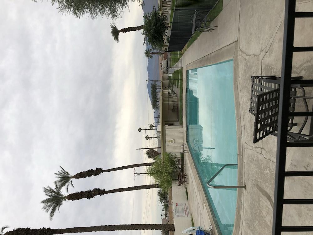 Western Sands Motel photo 15