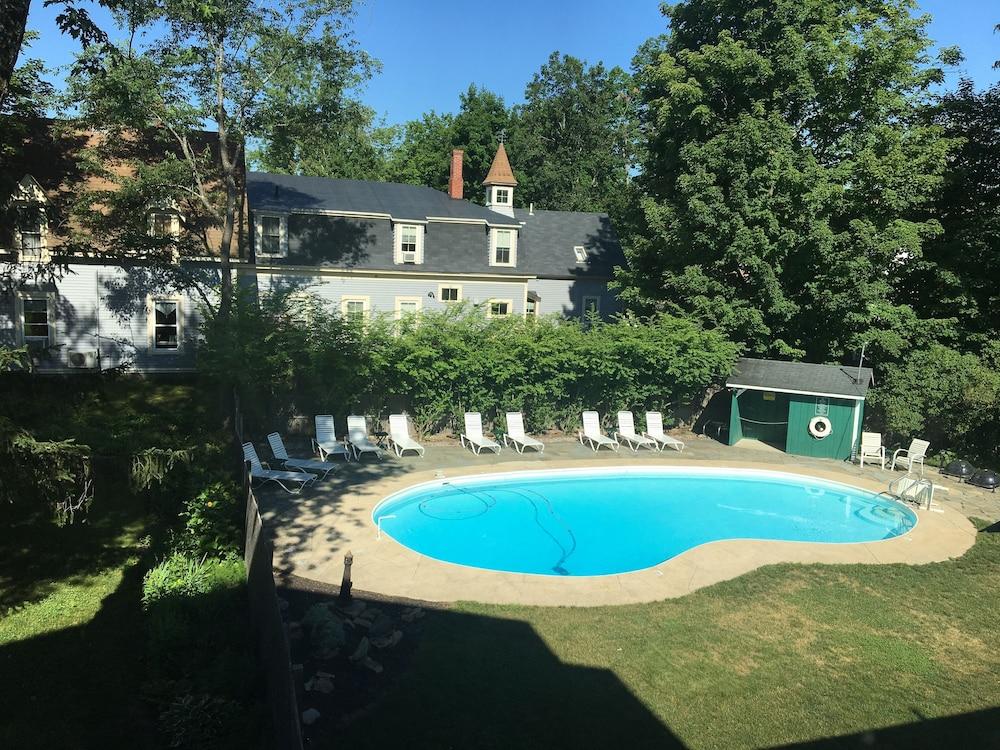 Cranmore Inn photo 64