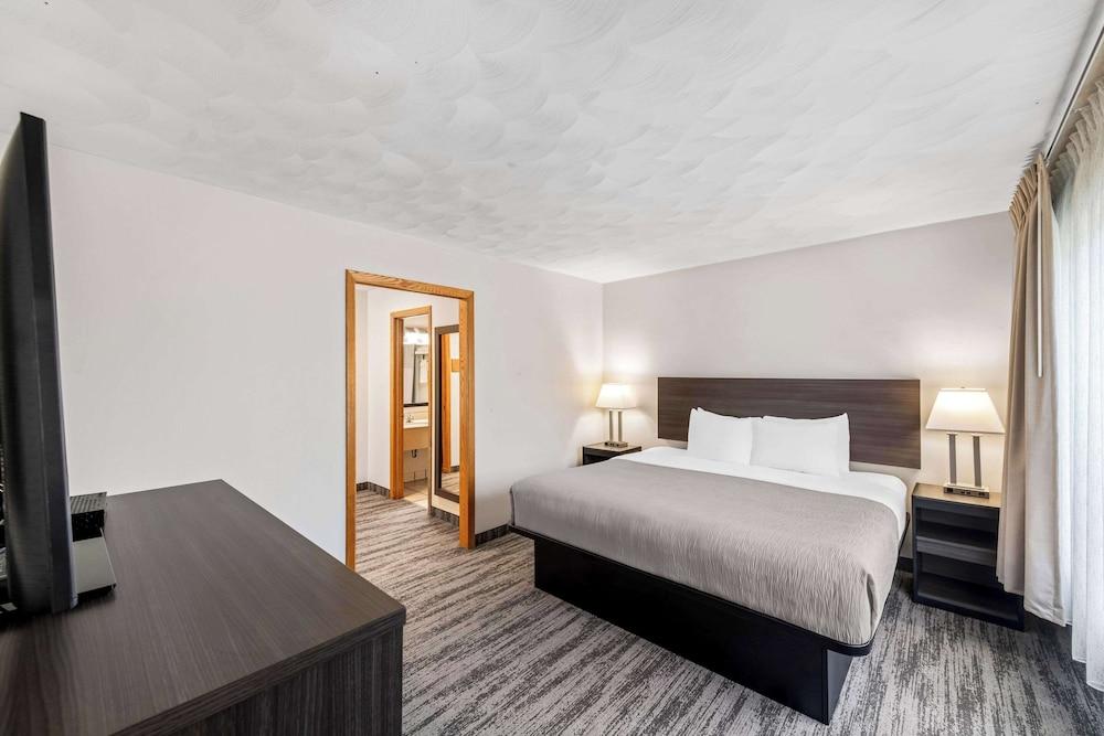 Quality Inn & Suites Munising photo 16