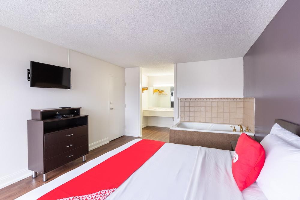 OYO Hotel Baton Rouge - Mead Rd Louisiana photo 20