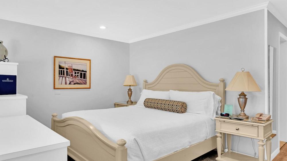 East Hampton House Resort photo 58