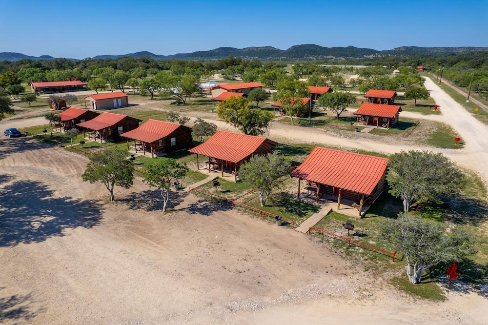 Nueces River RV & Cabin Resort photo 7