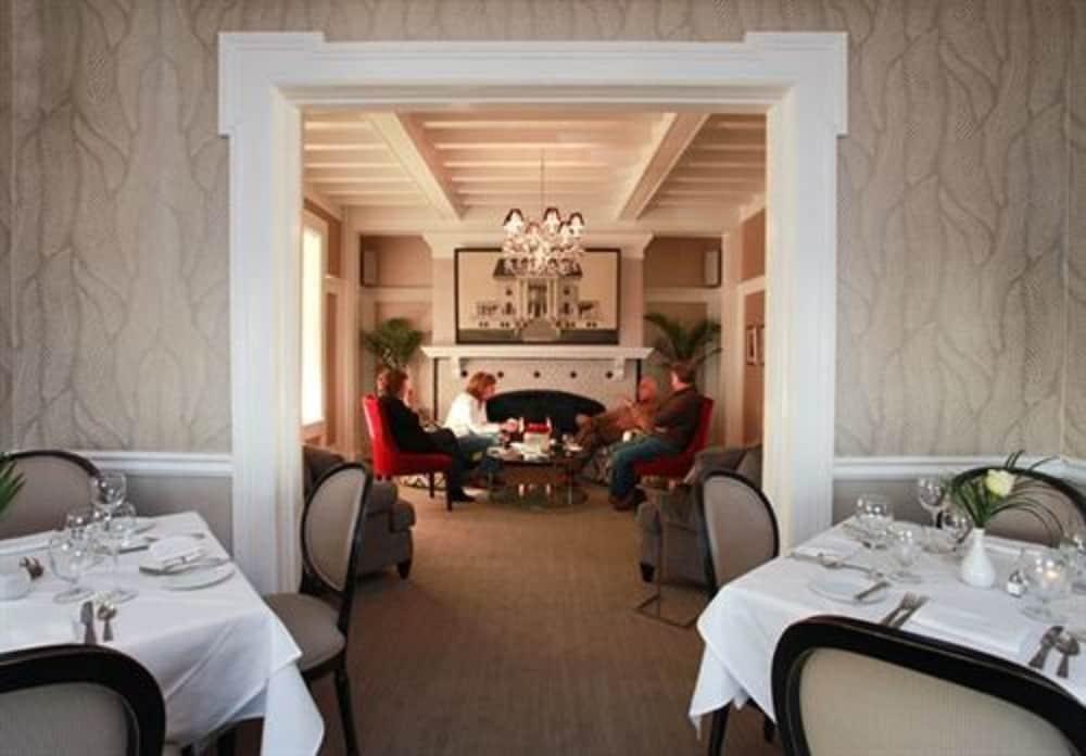Peter Shields Inn & Restaurant photo 32