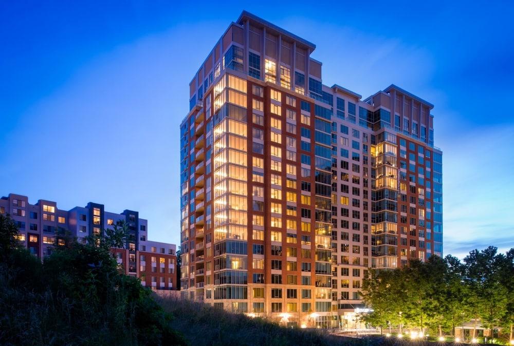 Bluebird Suites in Tysons Corner photo 26
