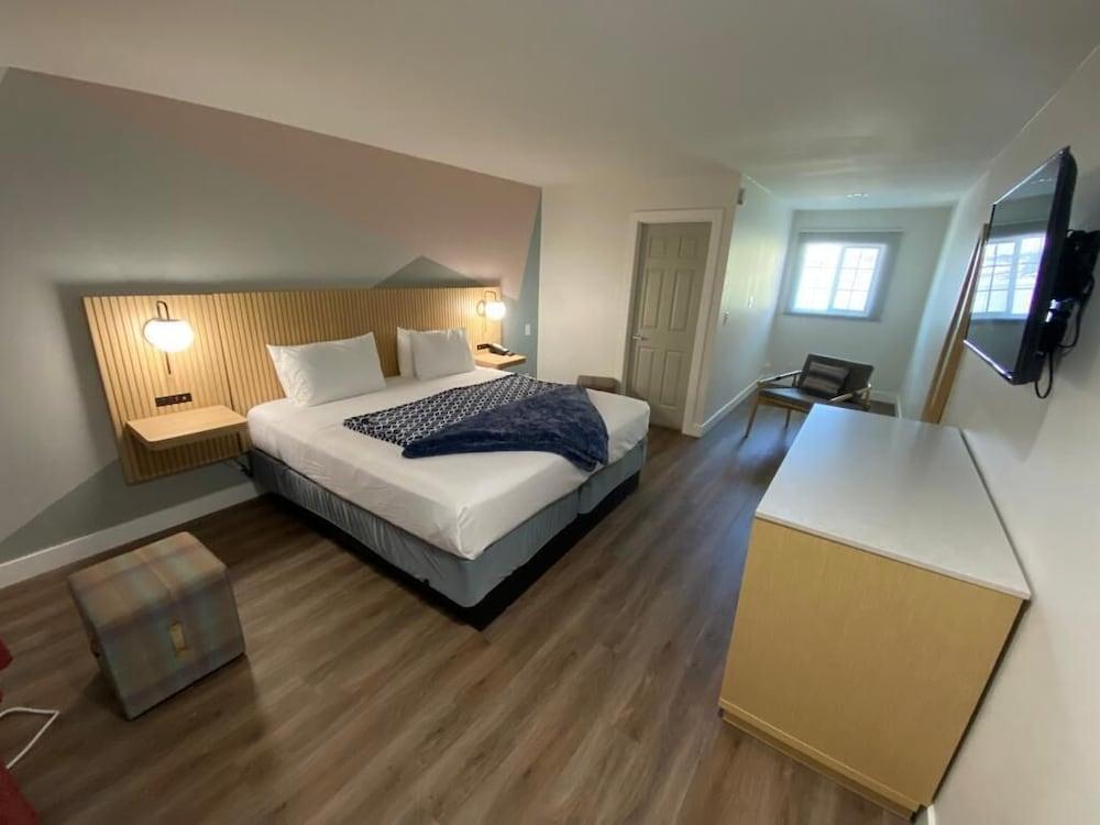 Salt Air Lodge photo 31