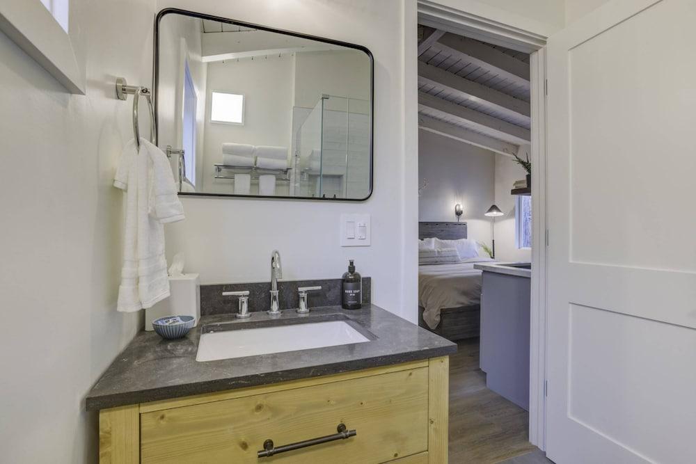 South Lake Chalet photo 30