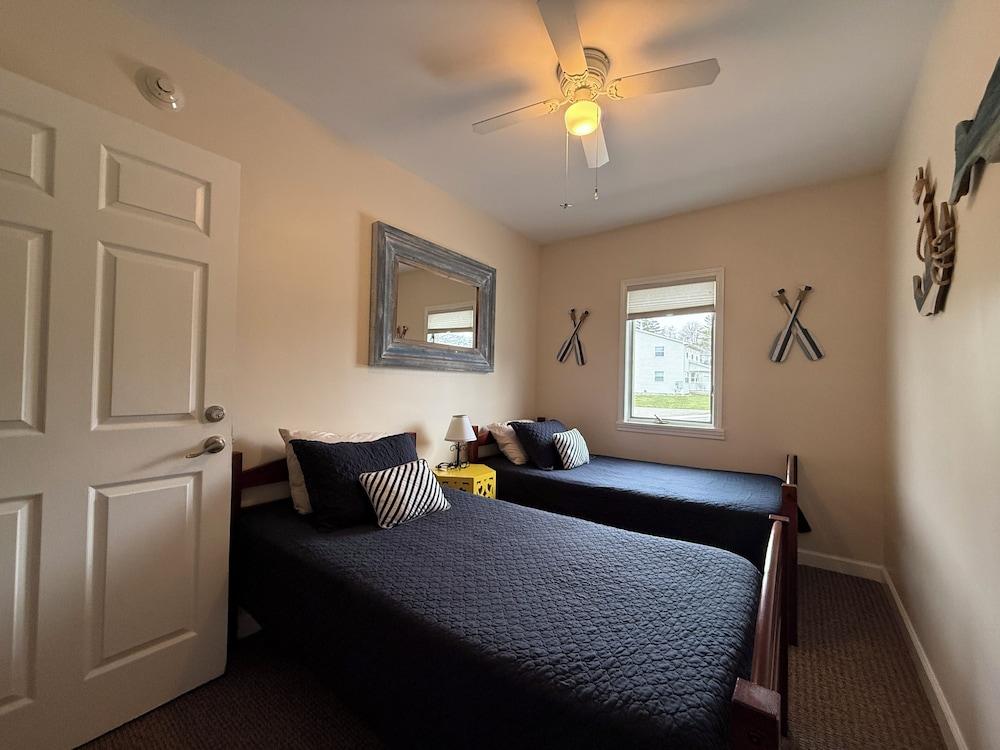Lake Huron Lodge photo 7