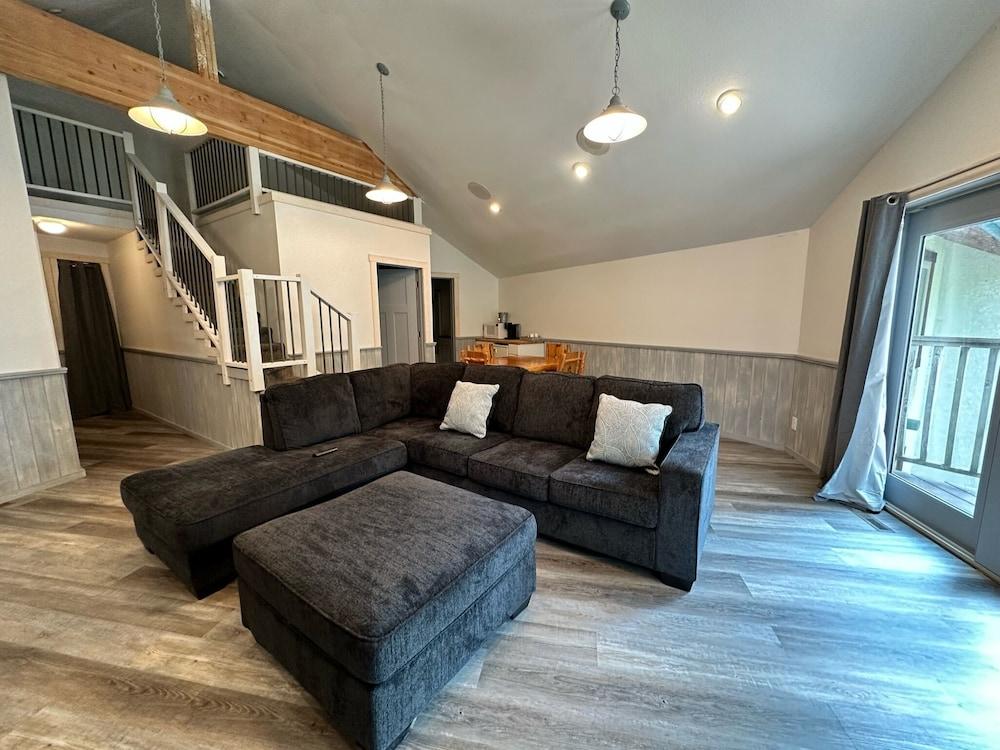 Manhattan Beach Lodge photo 12