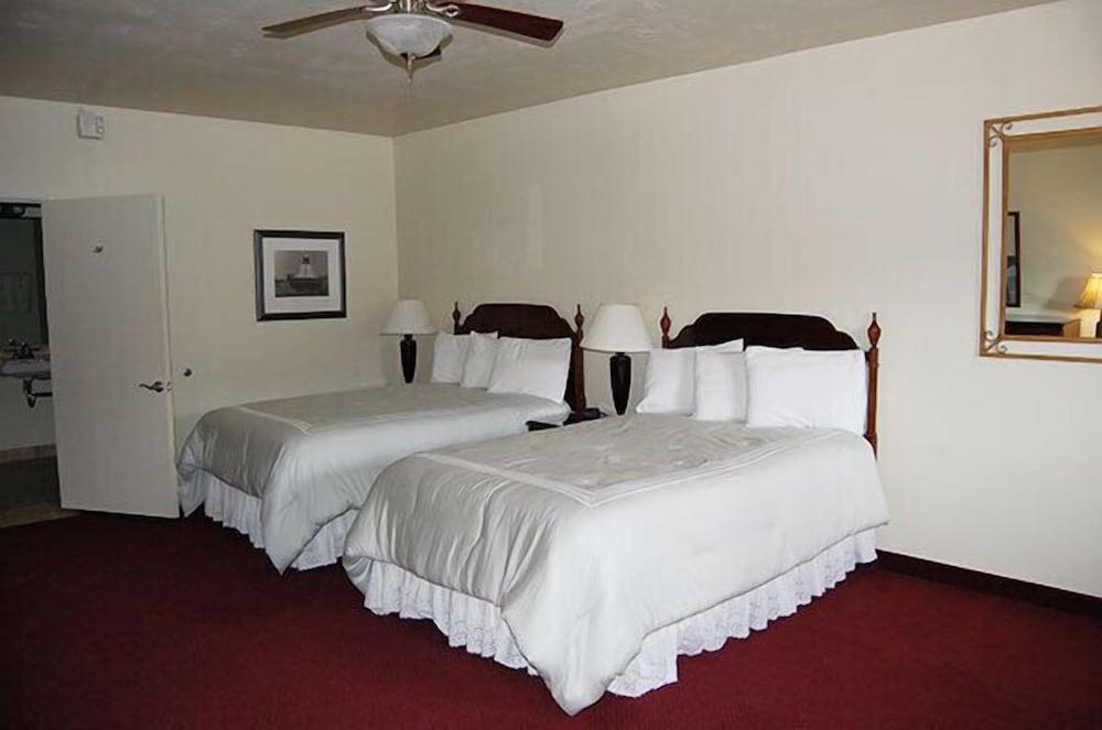 Cedar Glade Resort photo 4