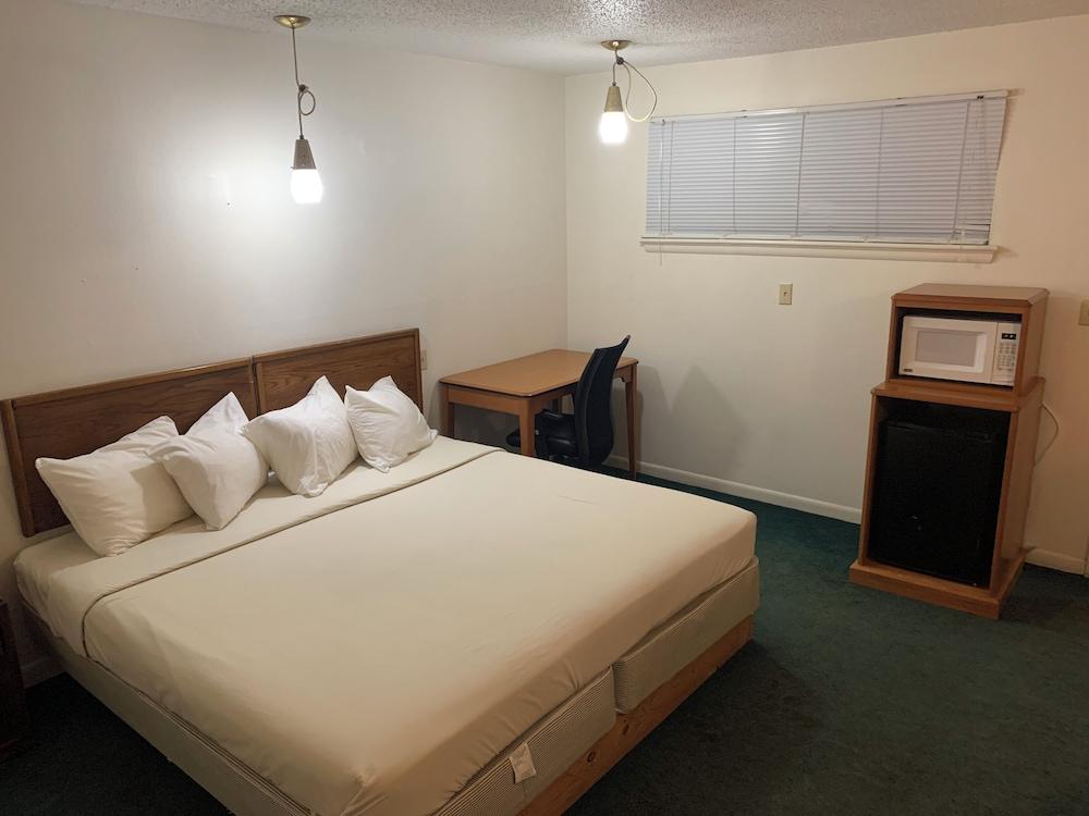 Sawmill Lodges Motel photo 21