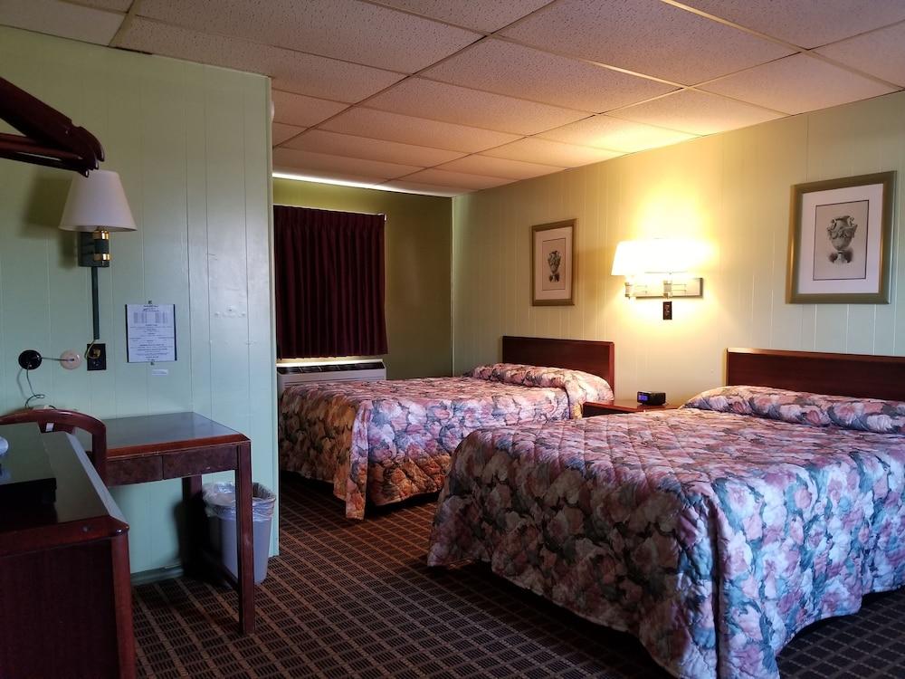 Parkview Motel photo 37