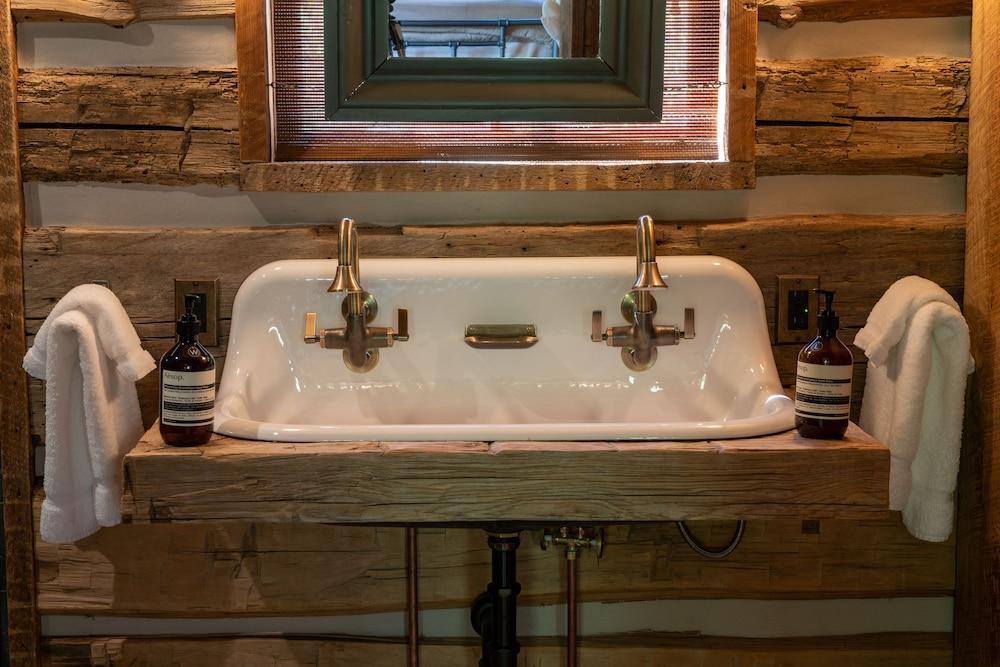 Eleven Taylor River Lodge photo 55